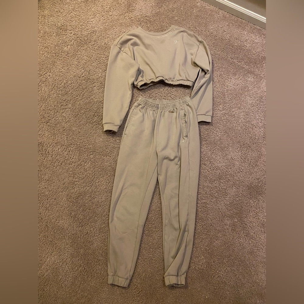 Gymshark Whitney Simmons jogger training set